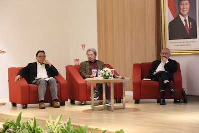 Bedah Buku “Membangun Opini untuk Diplomasi”