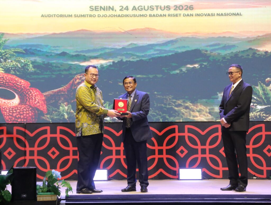 Setia Jaga Biodiversitas Alam, Pakar Biologi UI Raih Sarwono Award